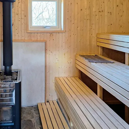 With Sauna And Fire Pit Dom wakacyjny Storvik